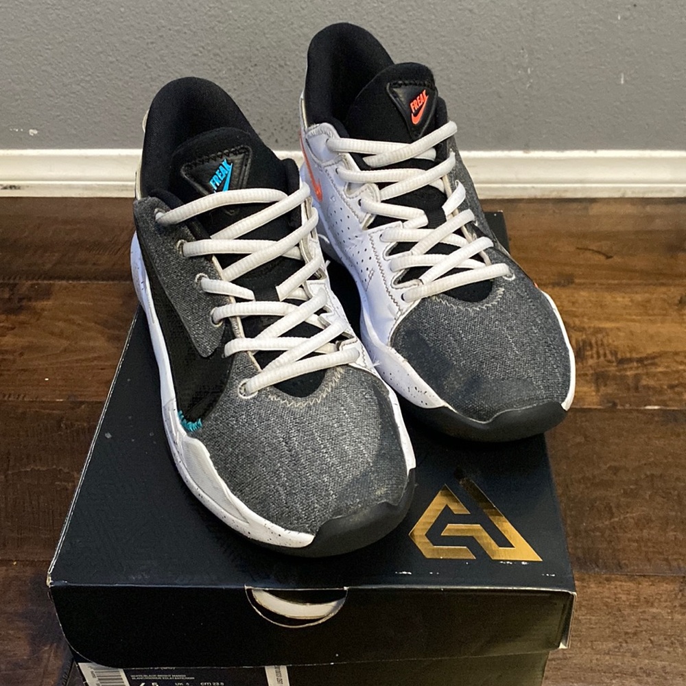 Nike Freak 2 (Used)